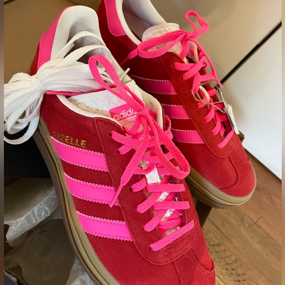 NWT Adidas Gazelle Bold W Sneakers size 8 - Picture 1 of 11